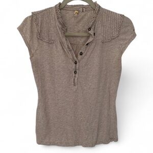 Little Yellow Button Anthropologie Beige Button Neck Cap Sleeve Top